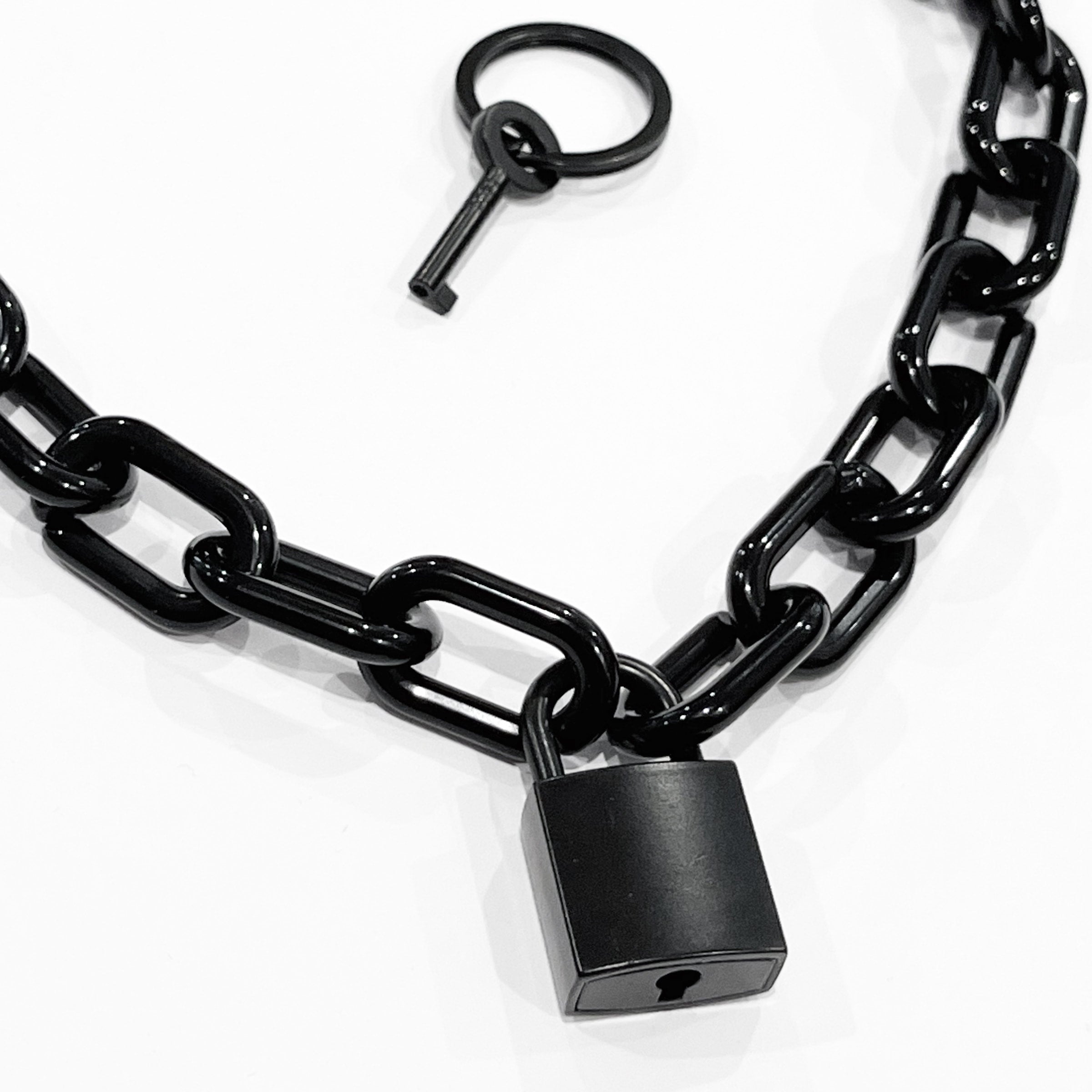 CHAIN x PADLOCK NECKLACE | MICHAEL NGO